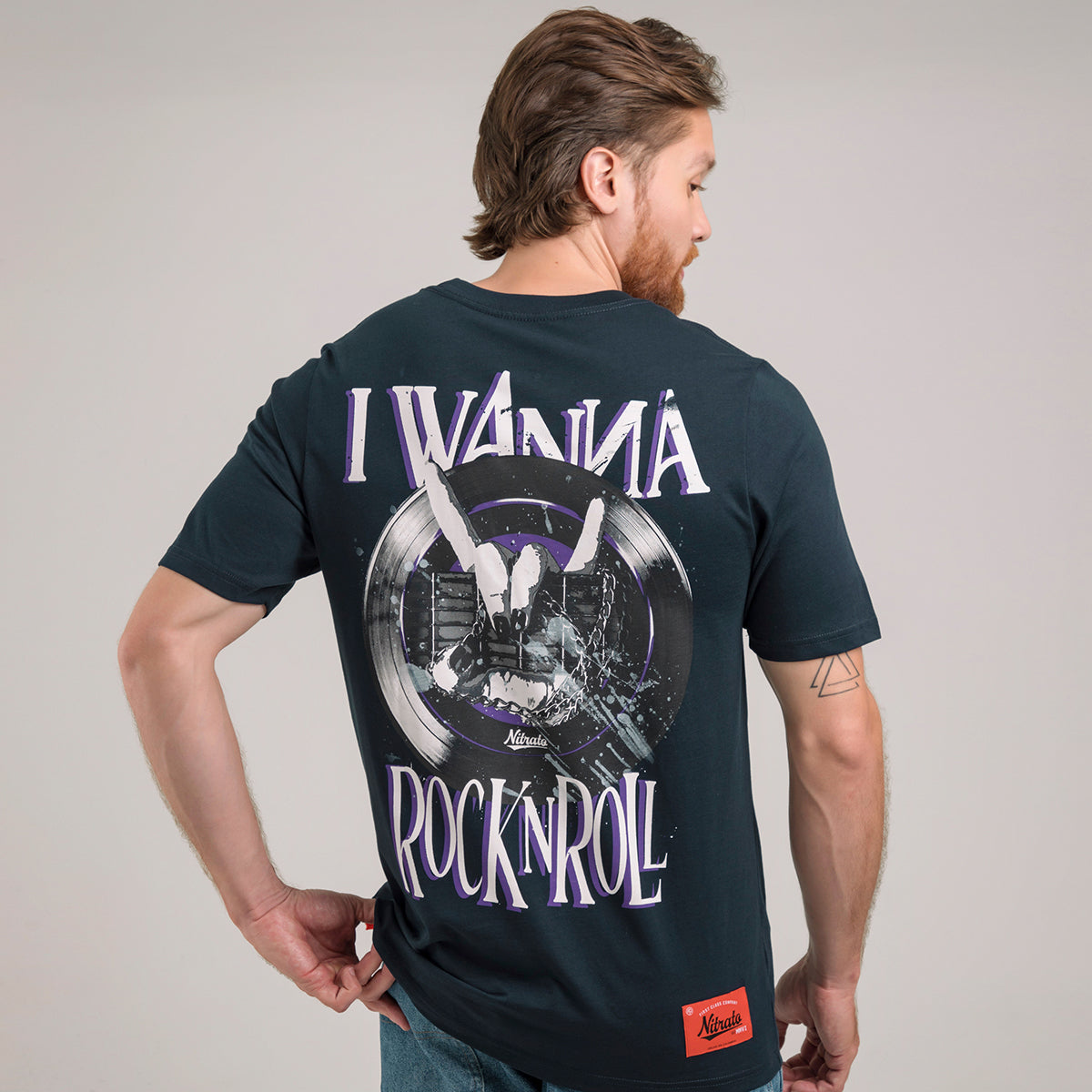 NACIMOS PARA INCENDIAR LA RUTINA